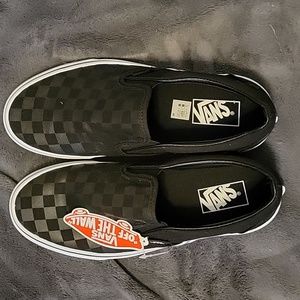 Vans Black Checkered Size 8